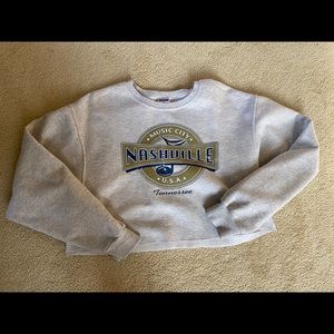 cropped nashville crewneck